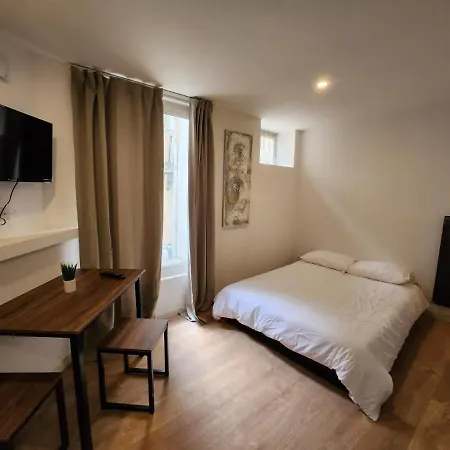 Calme Rdc Cote Cours Apartment Bar-le-Duc
